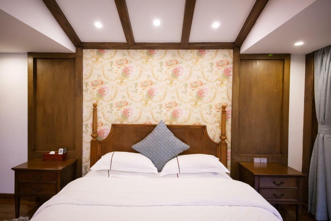 Fenghuang Slowly Time Inn Екстер'єр фото