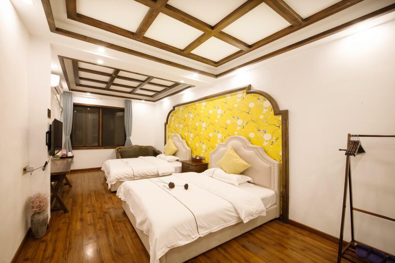 Fenghuang Slowly Time Inn Екстер'єр фото