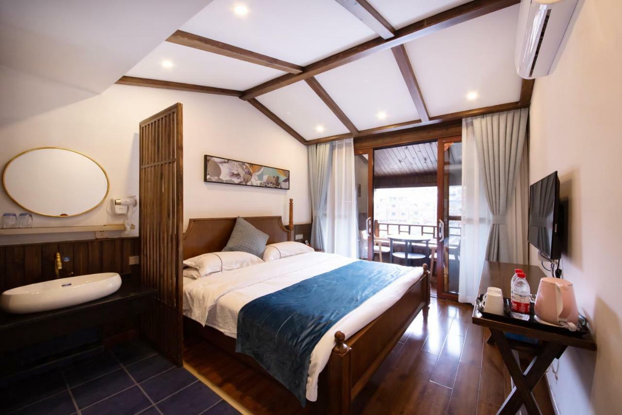 Fenghuang Slowly Time Inn Екстер'єр фото