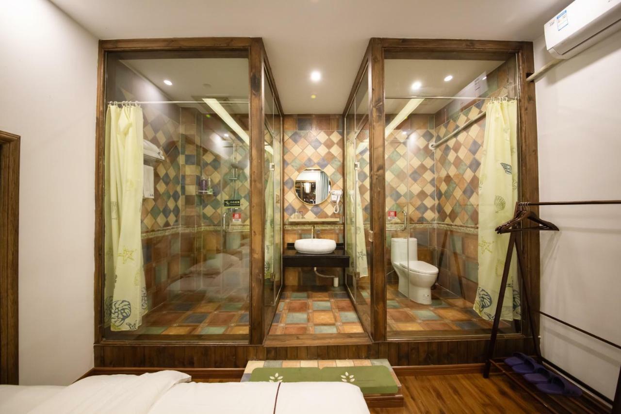 Fenghuang Slowly Time Inn Екстер'єр фото