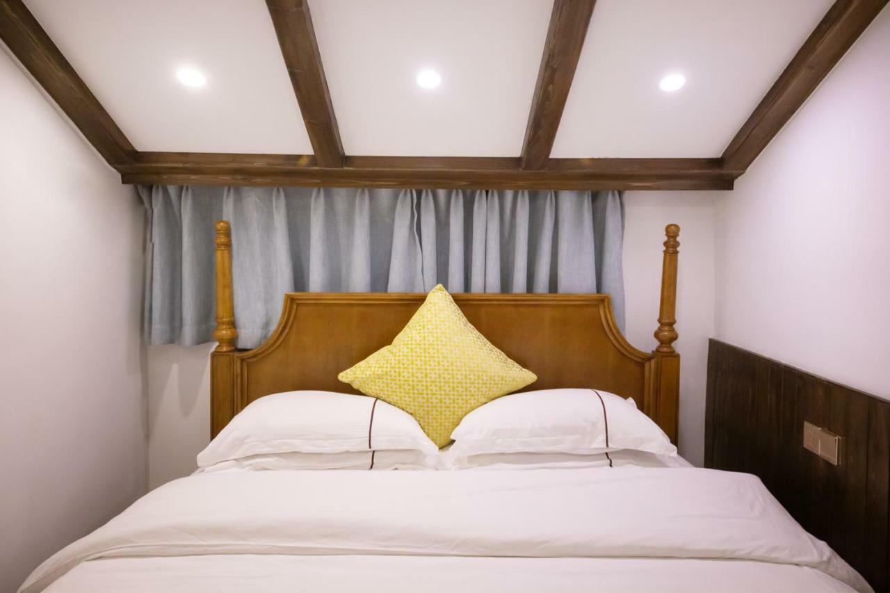 Fenghuang Slowly Time Inn Екстер'єр фото